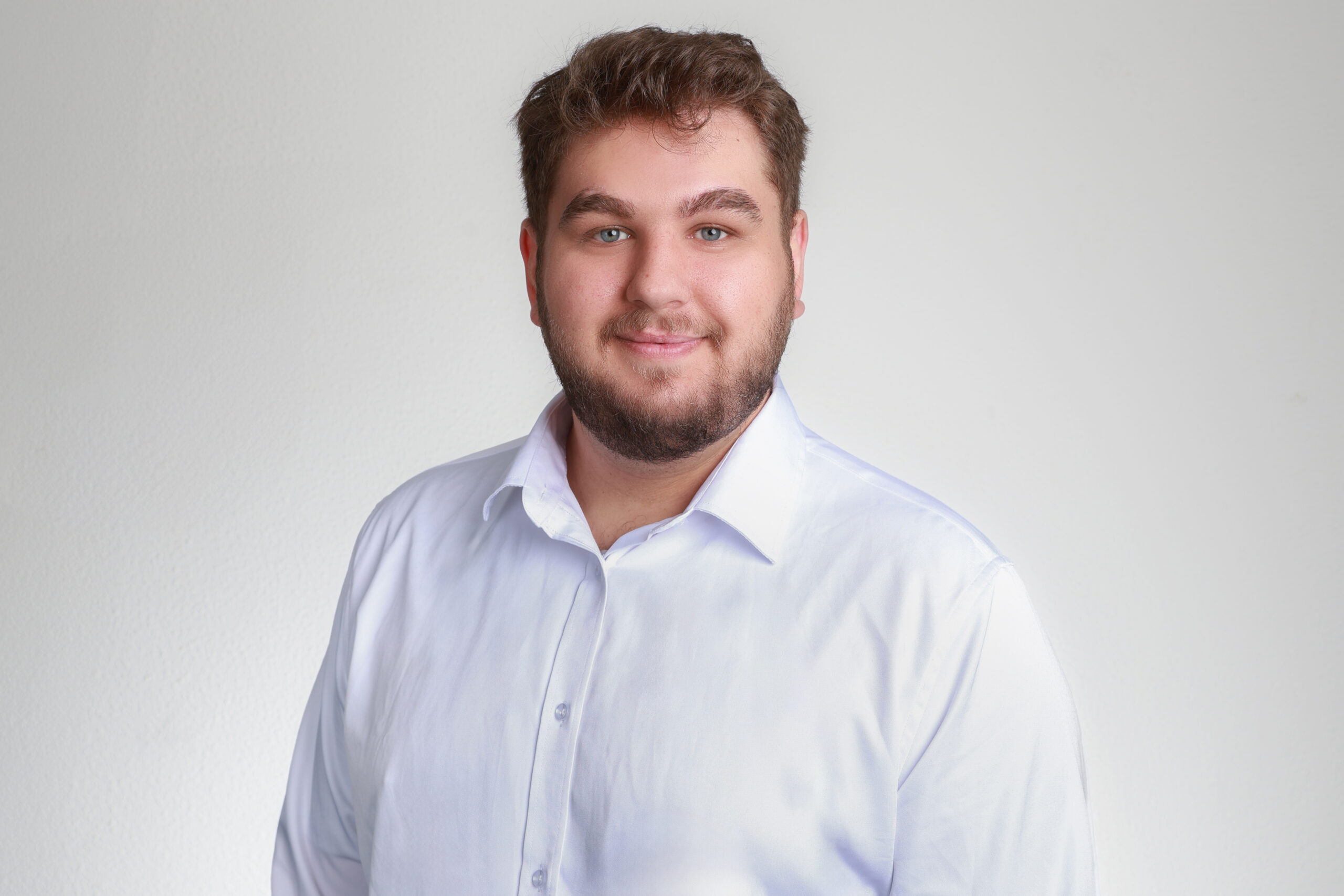 Leon_Porträt_heller